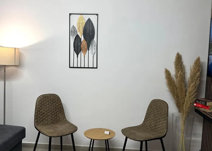 Downtown Nest דירה *