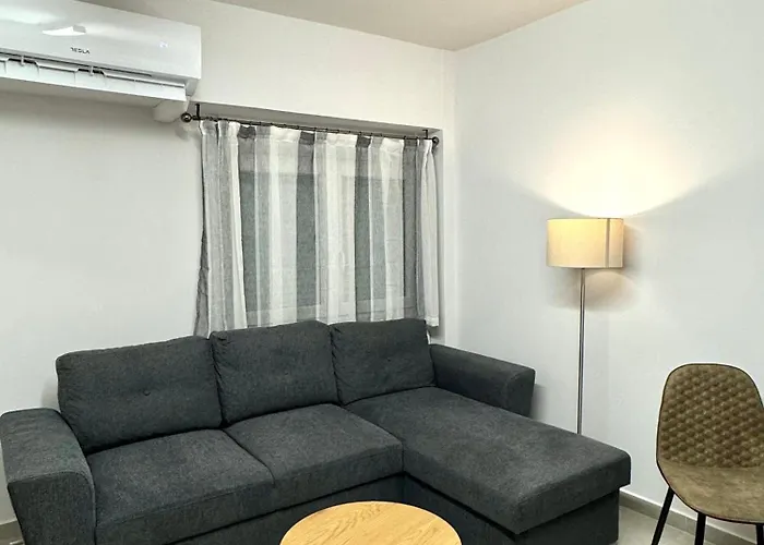 Downtown Nest * פאטרה